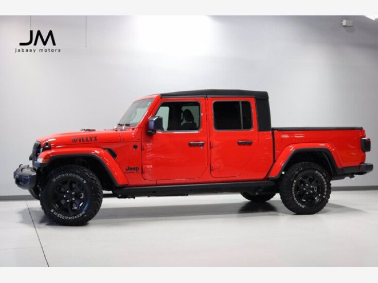 Photo for 2021 Jeep Gladiator